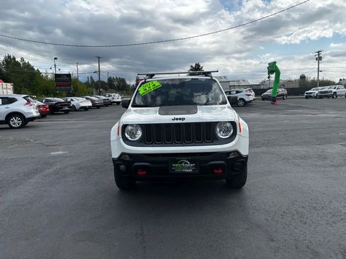 Used 2015 Jeep Renegade Trailhawk w/ Premium Group AWD/4WD image 2