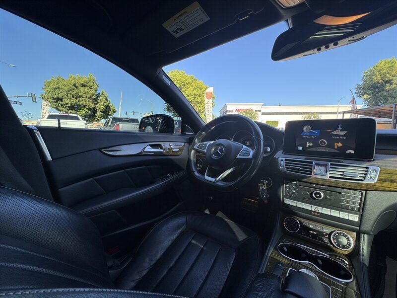 Used 2015 Mercedes-Benz CLS 400 image 35