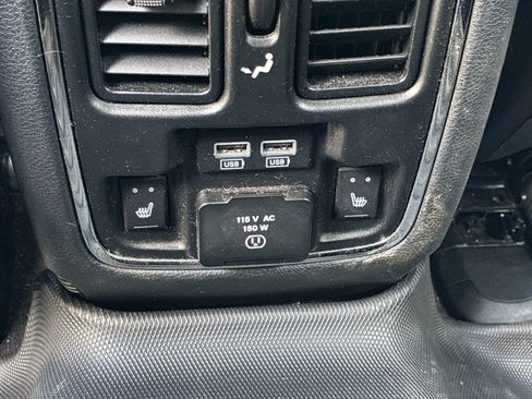Used 2016 Jeep Grand Cherokee Overland AWD/4WD image 18