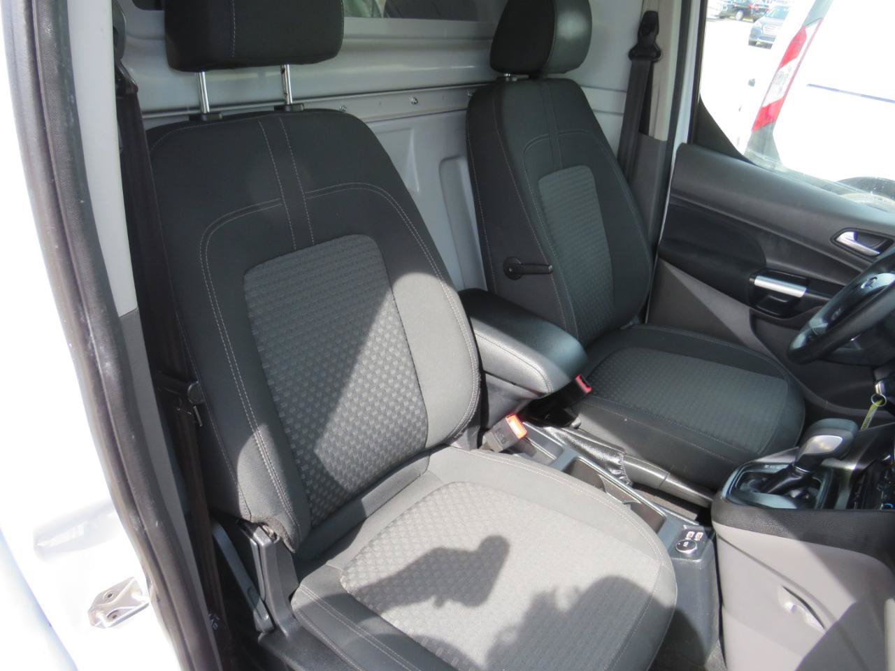 Used 2019 Ford Transit Connect XLT FWD image 27