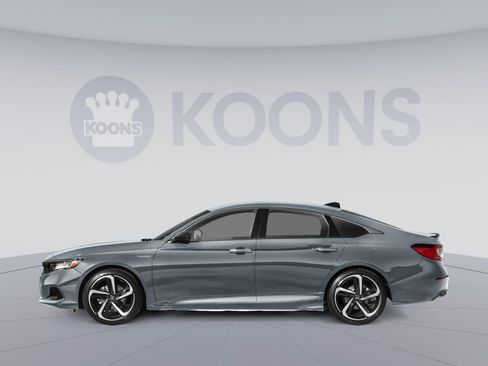 Used 2022 Honda Accord Sport image 4