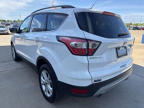 Used 2018 Ford Escape SE AWD/4WD image 6