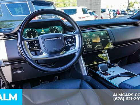 Used 2024 Land Rover Range Rover Long Wheelbase SE AWD/4WD image 28