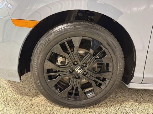 Used 2025 Honda Odyssey Sport-L image 35