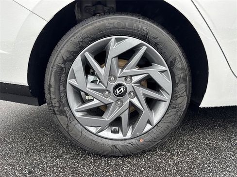 New 2026 Hyundai Elantra Blue image 17