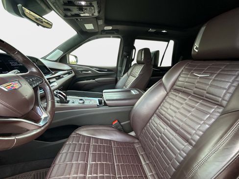 Used 2023 Cadillac Escalade Premium Luxury Platinum w/ LPO, Floor Liner Package AWD/4WD image 24