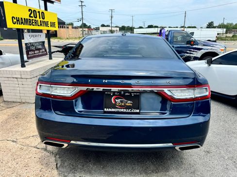 Used 2017 Lincoln Continental Reserve w/ Technology Package FWD image 4