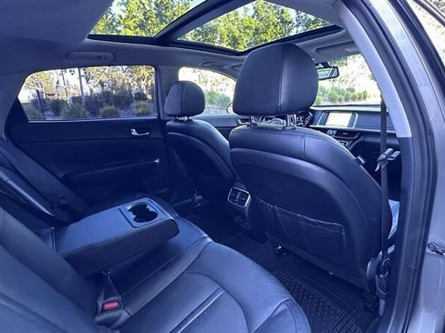 Used 2016 Kia Optima EX w/ Premium Package image 16