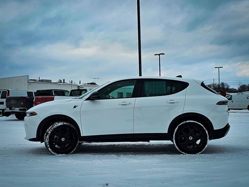 Certified 2024 Dodge Hornet GT w/ GT Blacktop Package image 6