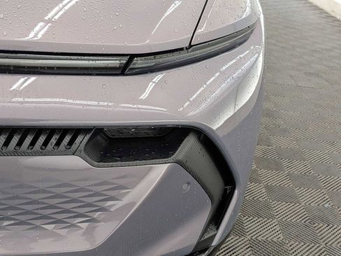 New 2026 Chevrolet Equinox EV LT image 10