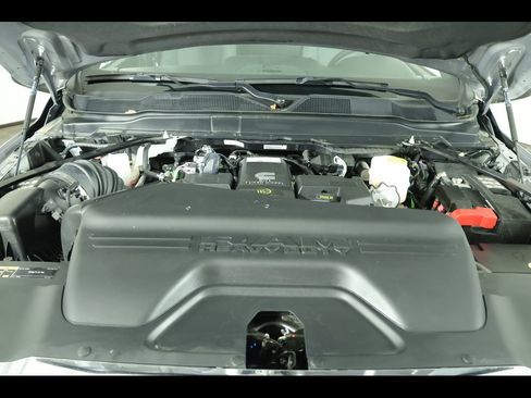 Used 2024 RAM 2500 Tradesman w/ Chrome Appearance Group image 26