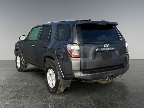 Used 2015 Toyota 4Runner SR5 image 5