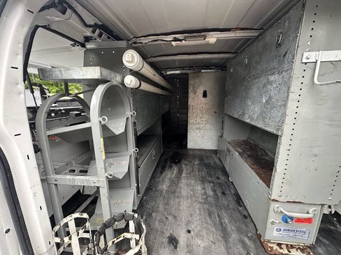 Used 2014 GMC Savana 2500 w/ Savana Pro Plus Package image 15