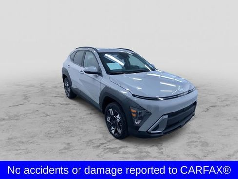 Used 2025 Hyundai Kona SEL image 3