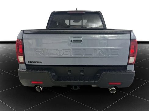 New 2026 Honda Ridgeline Black Edition image 4
