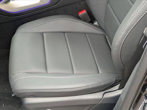 New 2026 Mercedes-Benz GLE 350 4MATIC image 4