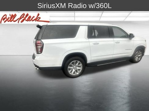 Used 2023 Chevrolet Suburban Premier AWD/4WD image 7