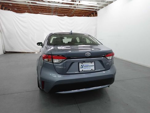 Used 2020 Toyota Corolla LE image 7