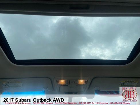 Used 2017 Subaru Outback 2.5i Limited image 12