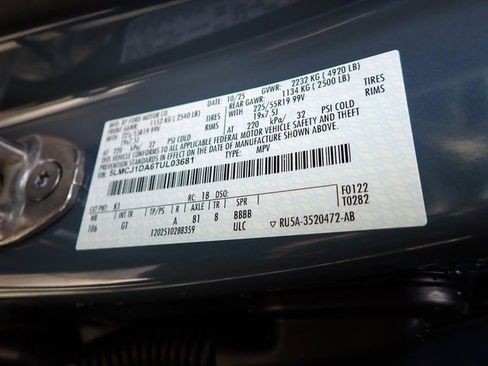 New 2026 Lincoln Corsair Premiere image 23