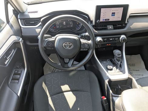 Certified 2023 Toyota RAV4 XLE w/ Convenience Package AWD/4WD image 29
