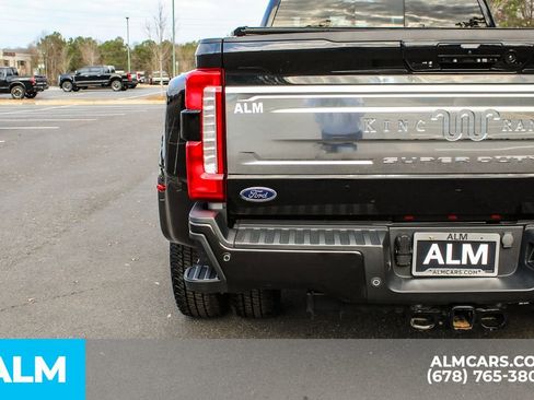 Used 2024 Ford F350 King Ranch image 13