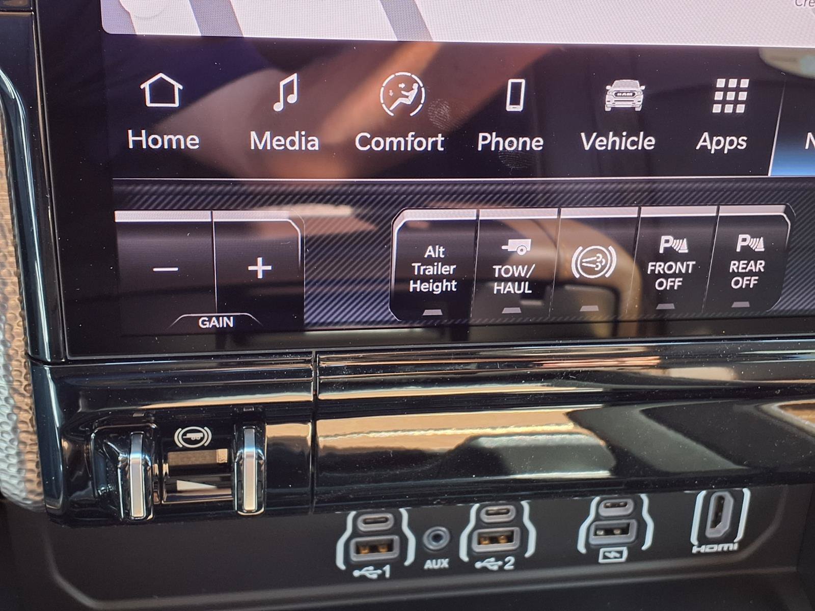 New 2027 RAM 2500 Limited AWD/4WD image 20