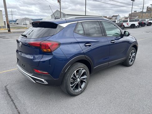 Used 2023 Buick Encore GX Essence w/ Advanced Technology Package image 3