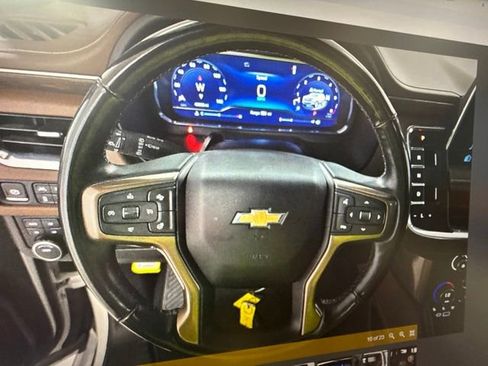Used 2024 Chevrolet Suburban High Country w/ Premium Package 2 AWD/4WD image 14