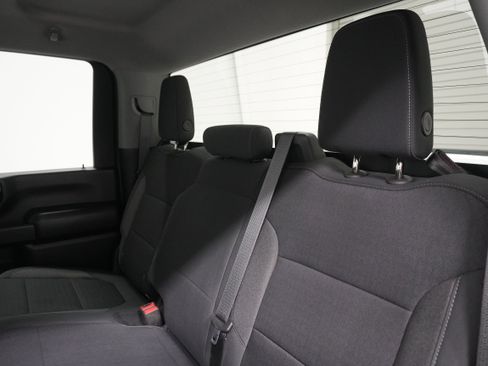 Used 2021 Chevrolet Silverado 2500 LT w/ Fleet Comfort Package image 13