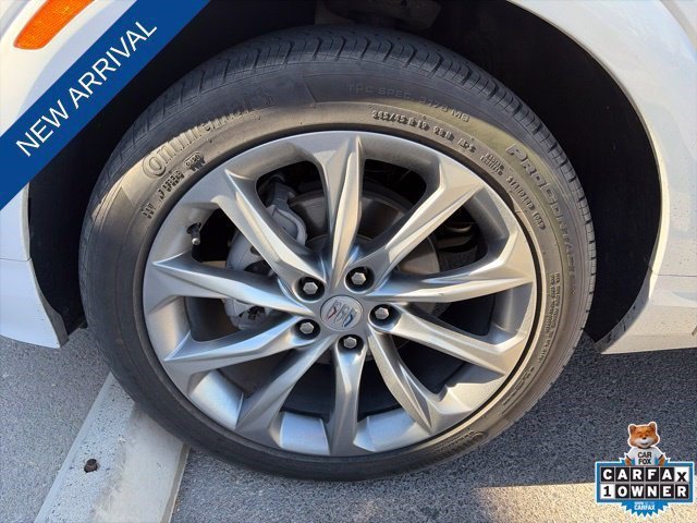 Used 2024 Buick Encore GX Avenir w/ Avenir Convenience Package FWD image 15