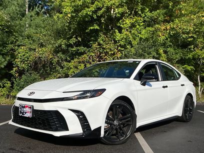 Used 2026 Toyota Camry Hybrid w/ Convenience Package