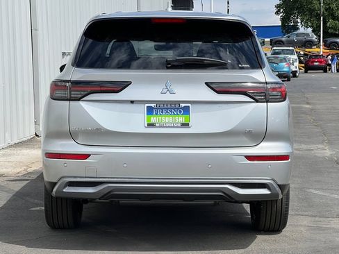 New 2026 Mitsubishi Outlander SE AWD/4WD image 6
