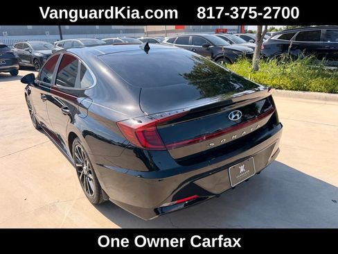 Used 2021 Hyundai Sonata Limited FWD image 2