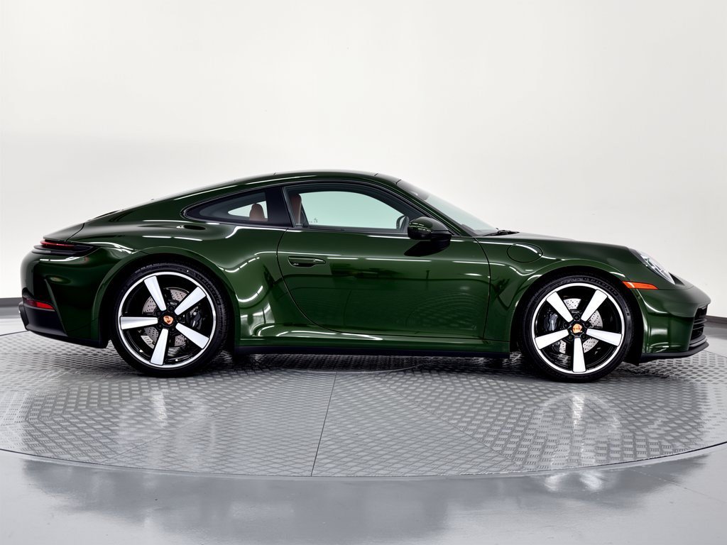 Certified 2026 Porsche 911 Carrera RWD image 8