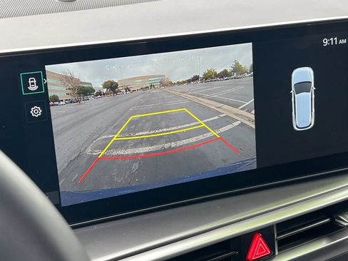 Certified 2025 Kia Sorento S image 28