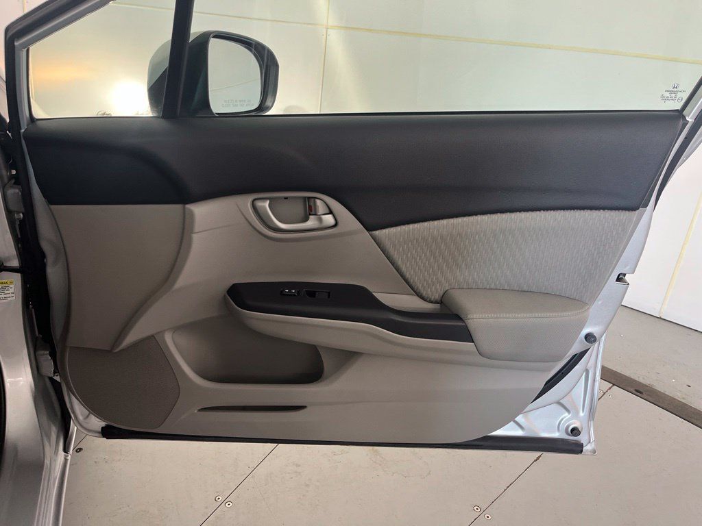 Used 2014 Honda Civic LX image 29