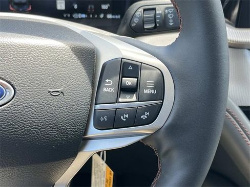 New 2025 Ford Explorer Active image 11