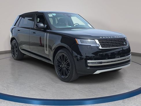 New 2026 Land Rover Range Rover Long Wheelbase SE AWD/4WD image 3