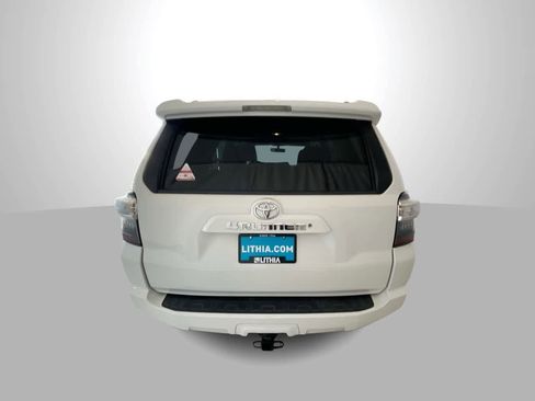 Used 2019 Toyota 4Runner SR5 image 7