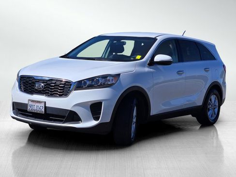 Used 2019 Kia Sorento FWD image 11
