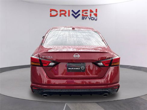 Used 2025 Nissan Altima 2.5 SR FWD image 5