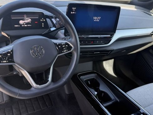 Certified 2023 Volkswagen ID.4 Pro image 11