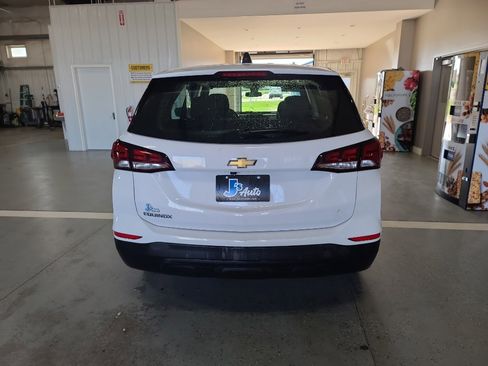 Used 2024 Chevrolet Equinox LS w/ LPO, Floor Liner Package image 6
