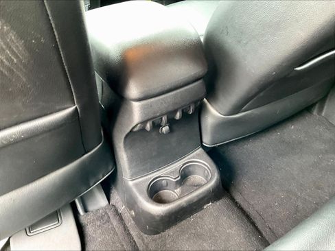Used 2015 Jeep Wrangler Unlimited Rubicon w/ Dual Top Group AWD/4WD image 11