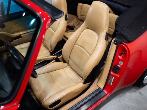 Used 1995 Porsche 911 Cabriolet image 11