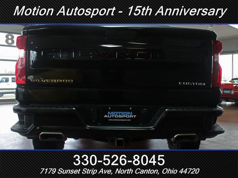 Used 2019 Chevrolet Silverado 1500 Custom Trail Boss w/ Custom Convenience Package image 9