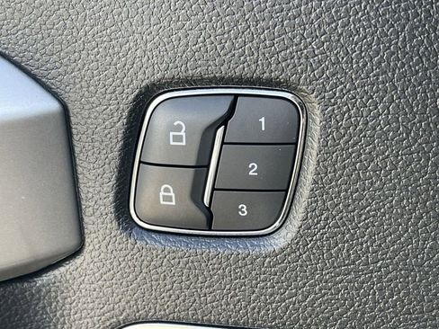 Used 2018 Ford F150 Lariat w/ Equipment Group 501A Mid AWD/4WD image 26