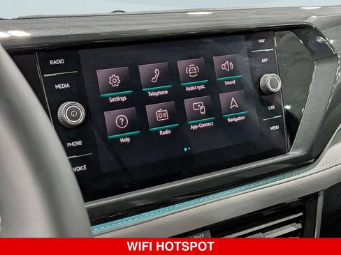 Used 2022 Volkswagen Taos SEL w/ Panoramic Sunroof Package AWD/4WD image 23