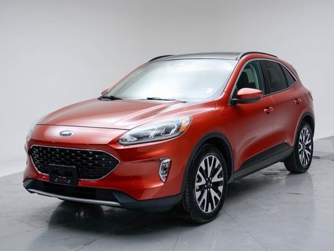 Used 2020 Ford Escape SEL image 5